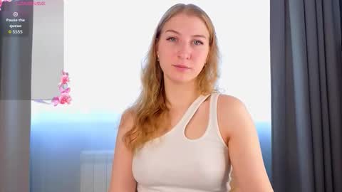 maureencoombs online show from 09/17/25, 04:14