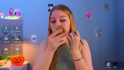 maureencoombs online show from 11/03/25, 04:03