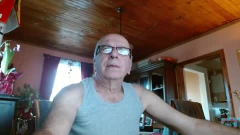 Maurice online show from 12/23/24, 01:35