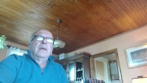 Snapshot of mauriceandre chatting on 04/30/26, 12:55 Maurice online show from 04/30/26, 12:55