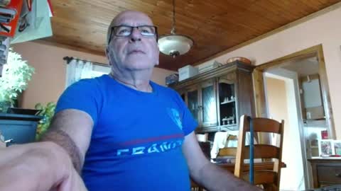 Snapshot of mauriceandre chatting on 08/02/26, 12:03 Maurice online show from 08/02/26, 12:03