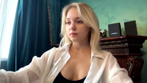 Snapshot of mauriceproenza chatting on 07/07/26, 06:47 Eva 1st day online show from 07/07/26, 06:47