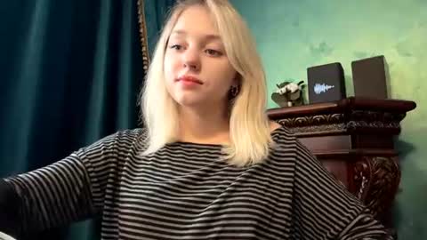 Snapshot of mauriceproenza chatting on 07/09/26, 07:01 Eva 1st day online show from 07/09/26, 07:01