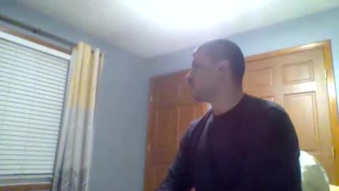 Snapshot of mauricescott chatting on 04/02/26, 02:42 mauricescott online show from 04/02/26, 02:42