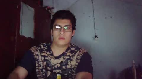 Snapshot of maurodirty chatting on 01/19/25, 11:53 Mauro online show from 01/19/25, 11:53