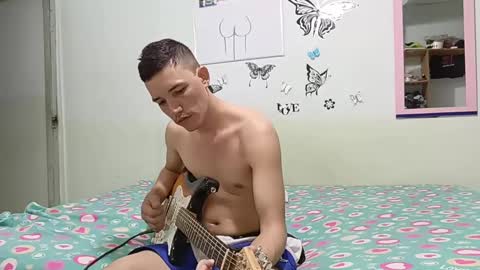 mauroluxandra online show from 01/12/25, 11:47