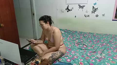 mauroluxandra online show from 01/20/25, 11:32