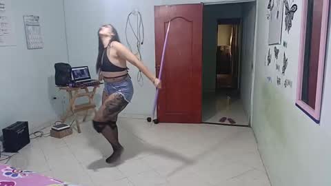 mauroluxandra online show from 02/24/25, 02:58