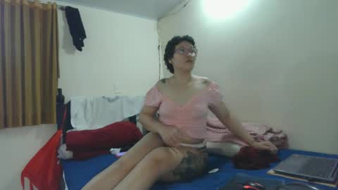 Snapshot of mauroluxandra chatting on 05/23/26, 10:25 mauroluxandra online show from 05/23/26, 10:25