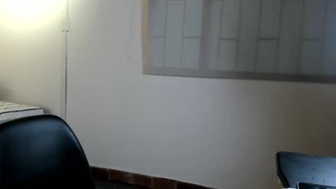 Snapshot of mavis_vamp chatting on 05/20/26, 03:02 Mavis online show from 05/20/26, 03:02
