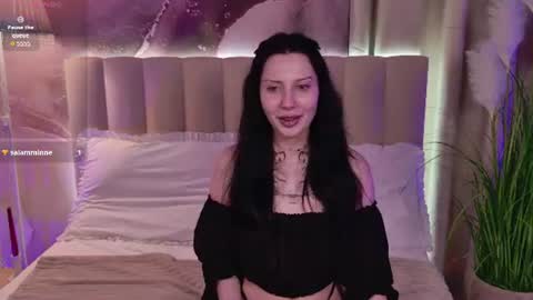   online show from 06/09/26, 06:19