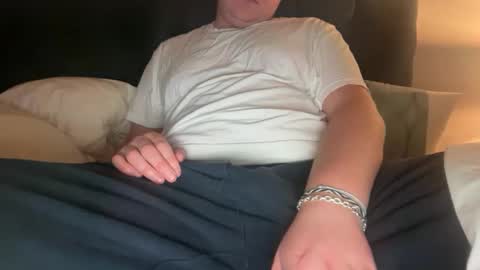 Snapshot of max569505 chatting on 02/10/26, 11:31 max569505 online show from 02/10/26, 11:31