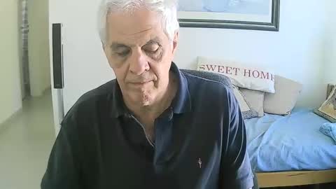 max_2017 online show from 09/27/25, 06:57