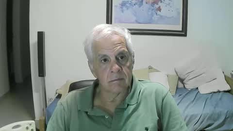 Snapshot of max_2017 chatting on 03/26/26, 02:06 max_2017 online show from 03/26/26, 02:06