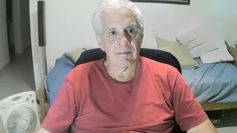 Snapshot of max_2017 chatting on 03/29/26, 01:38 max_2017 online show from 03/29/26, 01:38