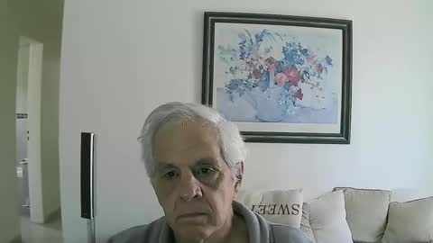 Snapshot of max_2017 chatting on 04/12/26, 01:49 max_2017 online show from 04/12/26, 01:49