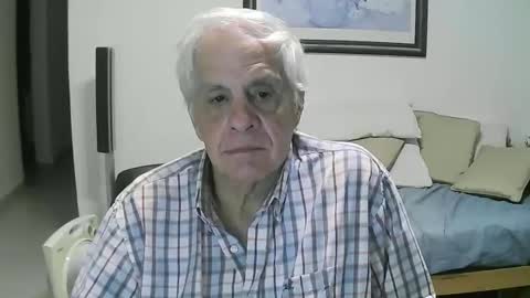 Snapshot of max_2017 chatting on 04/16/26, 03:29 max_2017 online show from 04/16/26, 03:29