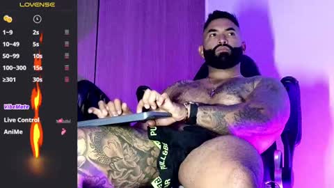 max__prada online show from 09/16/25, 02:23