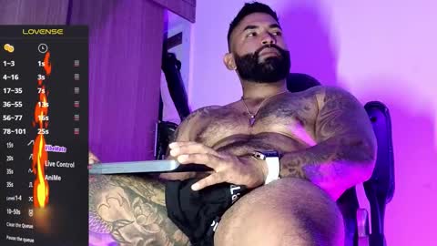 max__prada online show from 11/09/25, 01:48