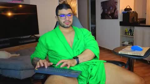 Max online show from 11/13/25, 03:05