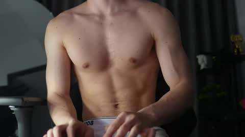 Snapshot of max_cortes1_ chatting on 05/01/26, 12:48 60 OFF ON MY OF ONLY FOR TODAY online show from 05/01/26, 12:48