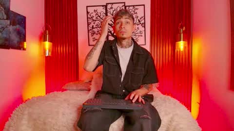 Snapshot of max_hader chatting on 02/22/26, 12:36 Max online show from 02/22/26, 12:36