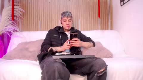 Snapshot of max_hader chatting on 03/02/26, 02:47 Max online show from 03/02/26, 02:47