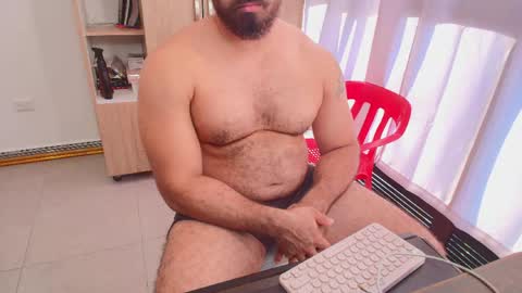 max_love25 online show from 04/25/26, 10:18