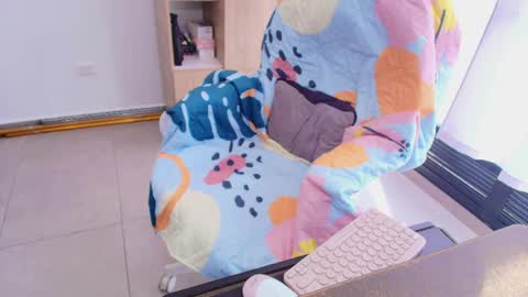 max_love25 online show from 05/19/26, 08:48