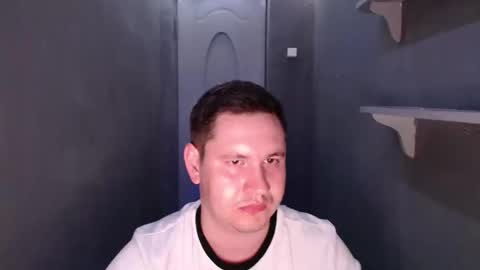 Snapshot of max_marlyn chatting on 05/27/26, 04:20 Max Marlyn online show from 05/27/26, 04:20