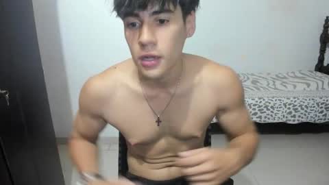 Max online show from 11/26/25, 12:22