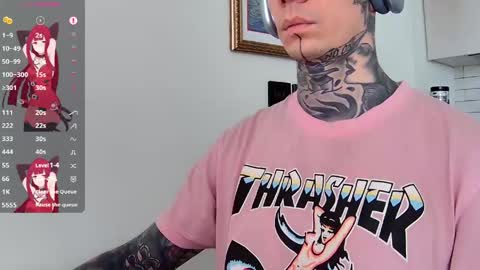    online show from 04/30/26, 06:53