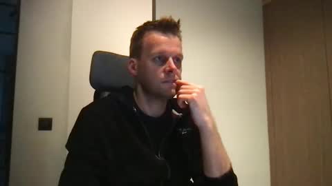 Max take off clothes online show from 12/06/24, 07:43