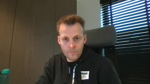 Max take off clothes online show from 02/06/25, 08:50