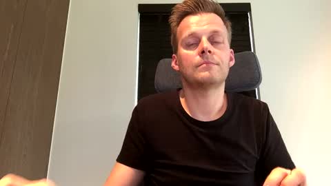 Max take off clothes online show from 02/20/25, 02:24