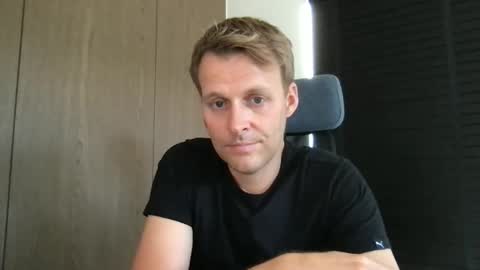 Max take off clothes online show from 09/16/25, 08:04