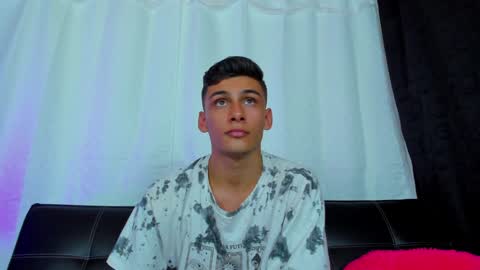 MAX     online show from 01/22/25, 10:50