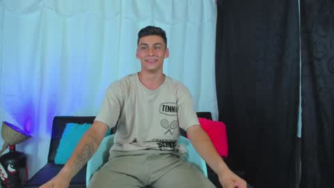 MAX     online show from 01/24/25, 08:23