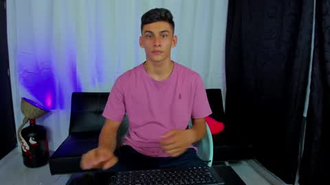 MAX     online show from 01/25/25, 11:02