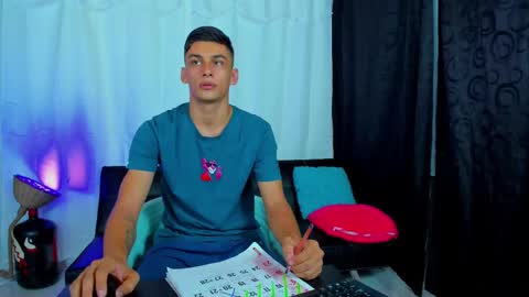 MAX     online show from 02/18/25, 10:16