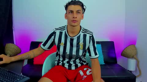 MAX     online show from 09/09/25, 06:13