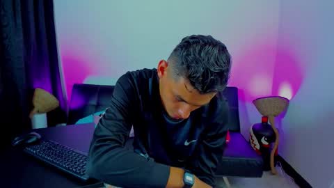 MAX     online show from 01/16/26, 11:31