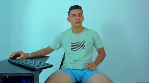 MAX     online show from 06/15/26, 02:47
