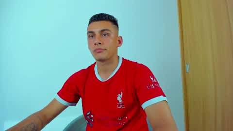 MAX     online show from 06/20/26, 02:47
