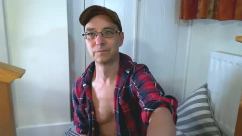 Max Davies online show from 05/07/26, 09:36