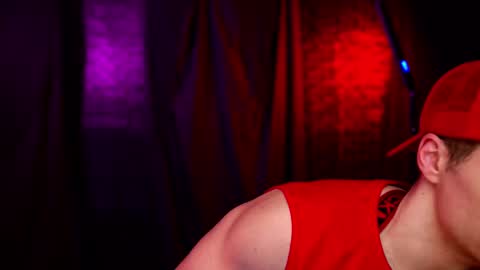 Snapshot of maxhughes chatting on 11/01/25, 01:40 Max Hughes online show from 11/01/25, 01:40