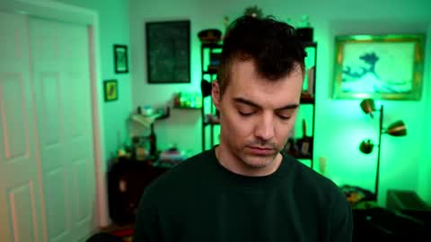 Snapshot of maxhughes chatting on 03/17/26, 02:38 Max Hughes online show from 03/17/26, 02:38