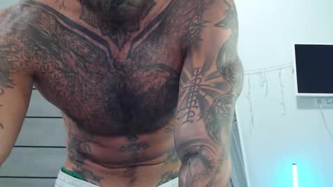 Snapshot of maxi_foxxx chatting on 09/26/25, 07:45 Maximus Fox online show from 09/26/25, 07:45