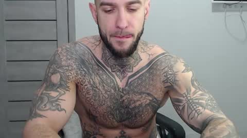 Maximus Fox online show from 04/30/26, 07:14