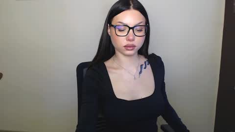 Snapshot of maxi_sweetheart chatting on 03/11/25, 07:48 Joanna online show from 03/11/25, 07:48